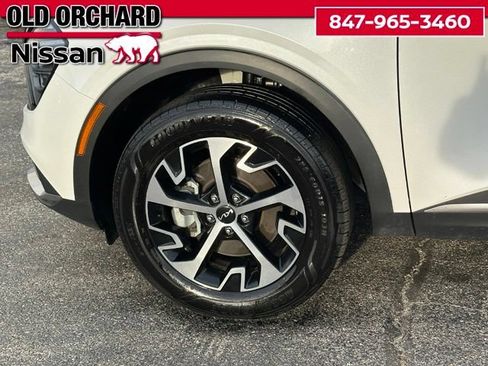Used 2025 Kia Sportage EX AWD/4WD image 9
