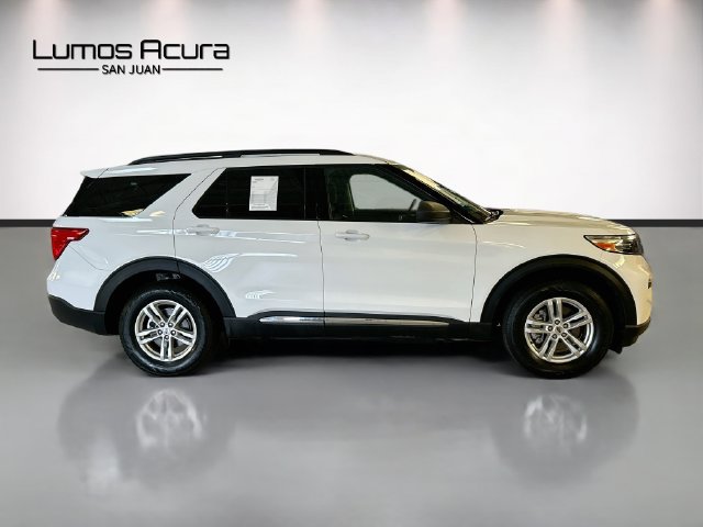 Used 2024 Ford Explorer XLT AWD/4WD image 8
