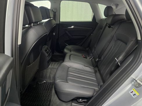 Used 2023 Audi Q5 2.0T Premium w/ Convenience Package image 20