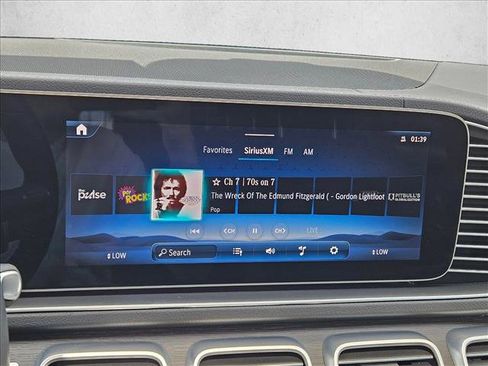 Used 2024 Mercedes-Benz GLE 350 4MATIC image 13