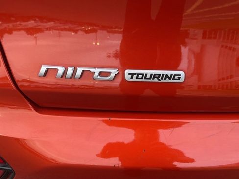 Used 2020 Kia Niro Touring image 7