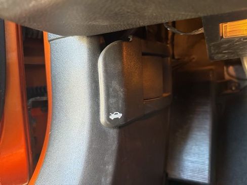 Used 2009 Chevrolet Corvette Coupe w/ Z51 Performance Package image 14