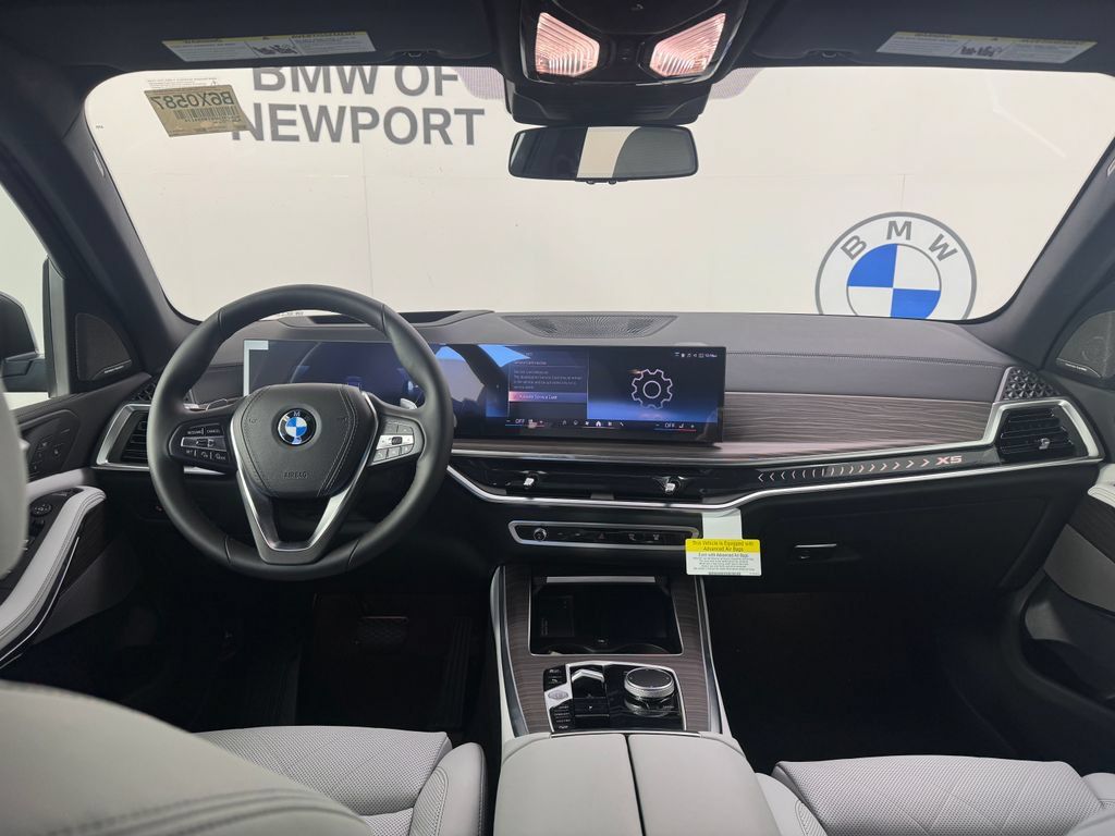 Used 2026 BMW X5 xDrive40i AWD/4WD image 5