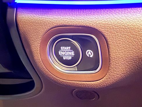 New 2026 Mercedes-Benz GLS 450 4MATIC image 22