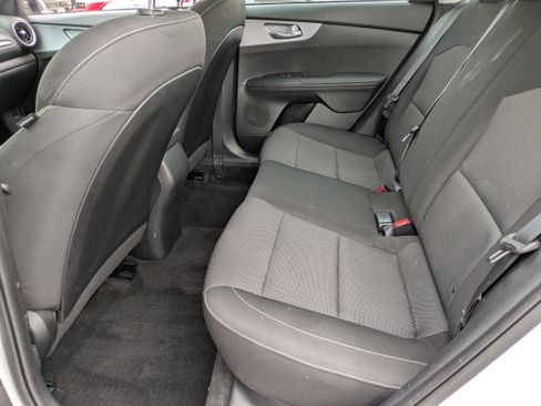 Used 2023 Kia Forte LXS w/ LXS Technology Package image 14