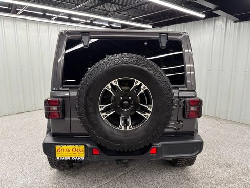 Used 2021 Jeep Wrangler Unlimited Sahara AWD/4WD image 5