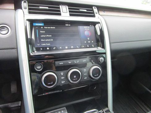 Used 2019 Land Rover Discovery HSE AWD/4WD image 36