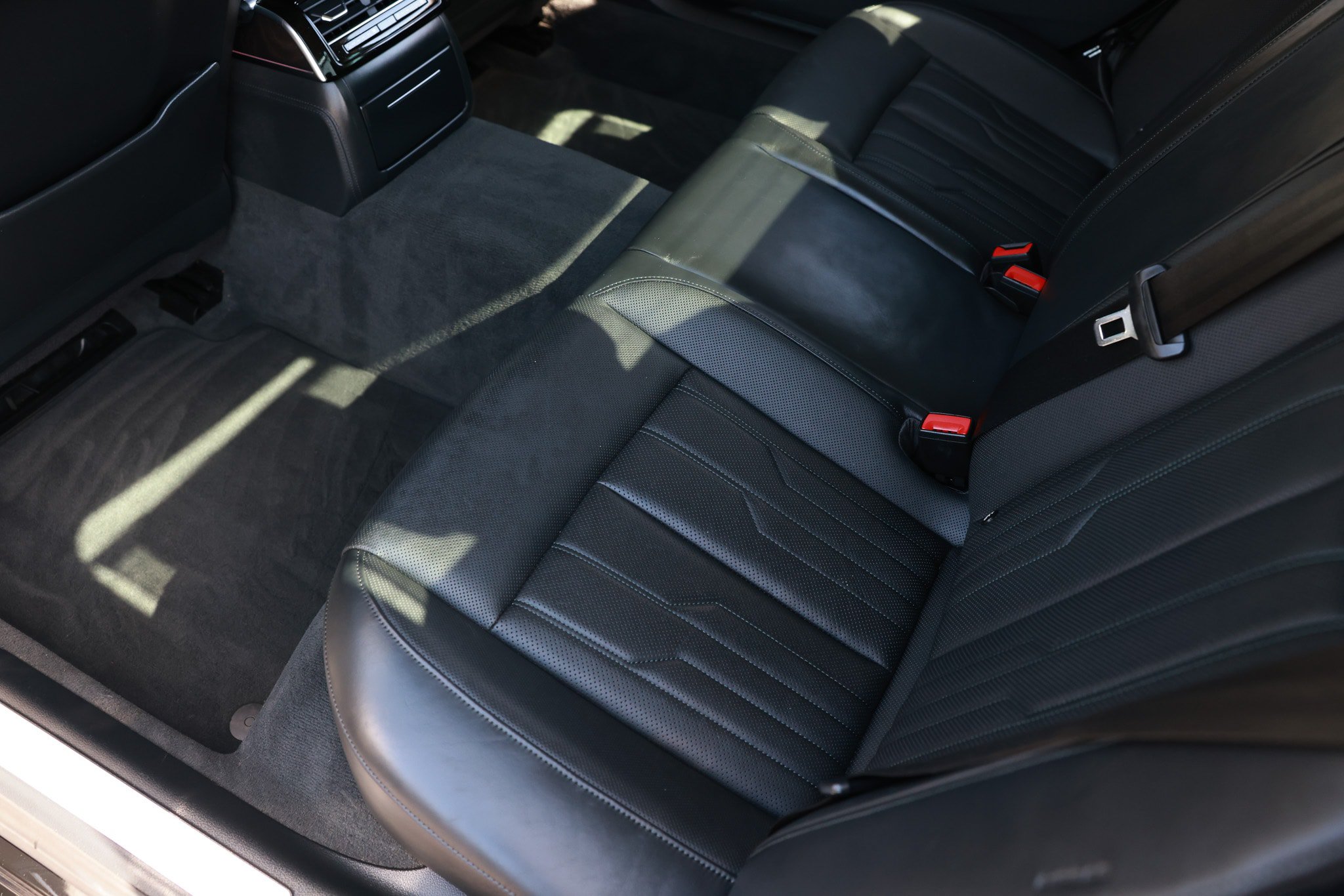 Used 2019 Audi A8 L 3.0T w/ Executive Package AWD/4WD image 9