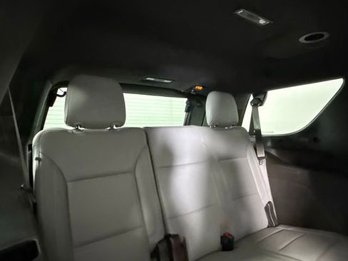Used 2024 Chevrolet Tahoe LT w/ Luxury Package RWD image 37