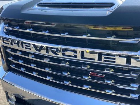 Used 2020 Chevrolet Silverado 2500 LTZ image 26