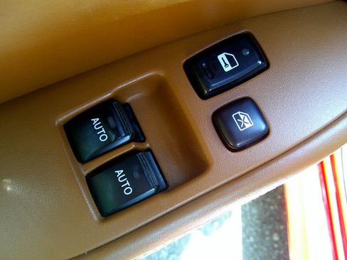 Used 2002 Lexus SC 430 Convertible image 27