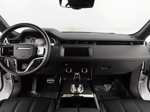 Used 2022 Land Rover Range Rover Evoque R-Dynamic S image 9