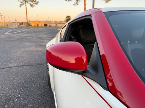 Used 2020 Nissan 370Z Coupe image 22