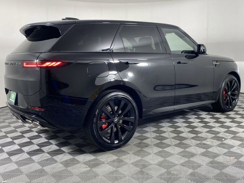 New 2025 Land Rover Range Rover Sport Dynamic SE image 7
