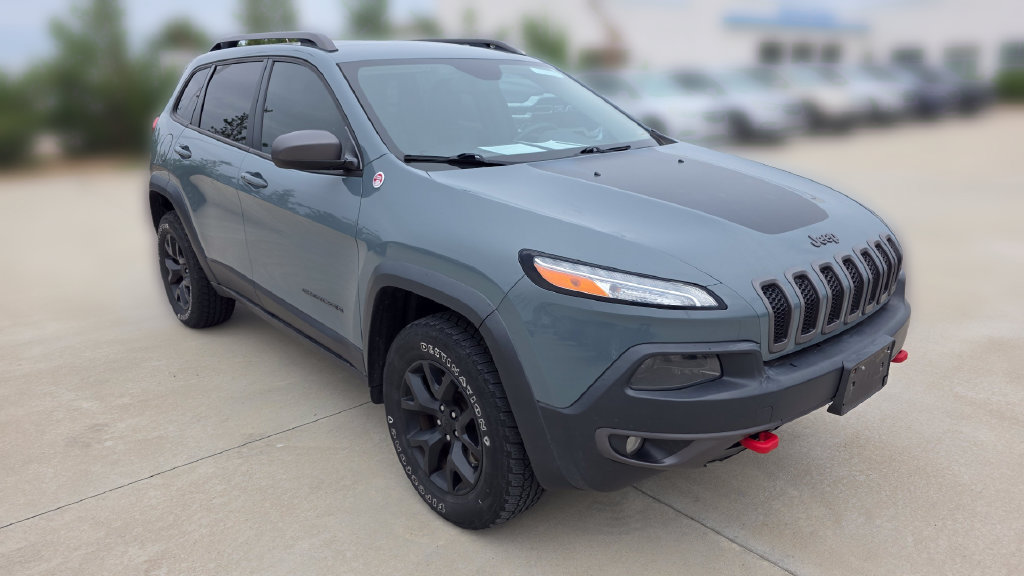 Used 2014 Jeep Cherokee Trailhawk w/ Comfort/Convenience Group AWD/4WD image 7