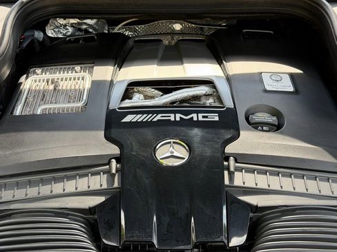 Used 2024 Mercedes-Benz GLS 63 AMG 4MATIC image 10
