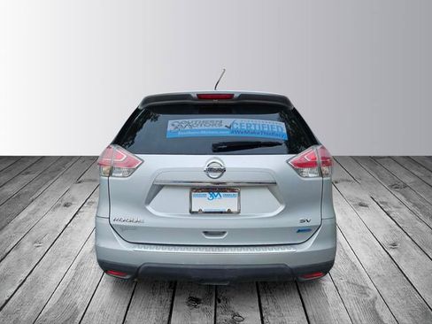 Used 2014 Nissan Rogue SV w/ SV Moonroof Package FWD image 4