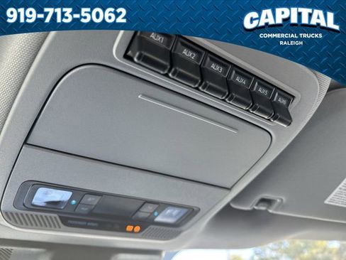 New 2026 Ford F250 XL w/ XL Chrome Package image 29