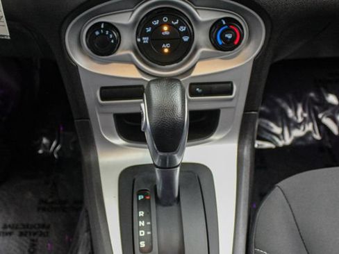 Used 2014 Ford Fiesta SE FWD image 14