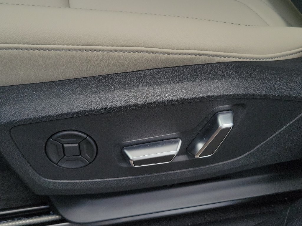 New 2026 Audi Q3 quattro 2.0T AWD/4WD image 18
