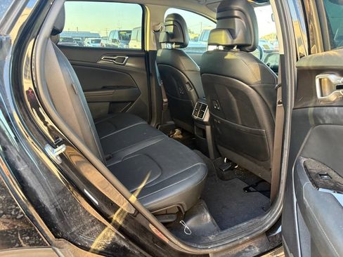 Used 2024 Kia Sportage EX FWD image 15