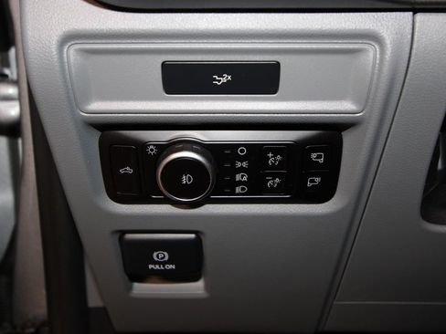 Used 2026 Ford F150 XLT w/ Equipment Group 302A MID AWD/4WD image 9