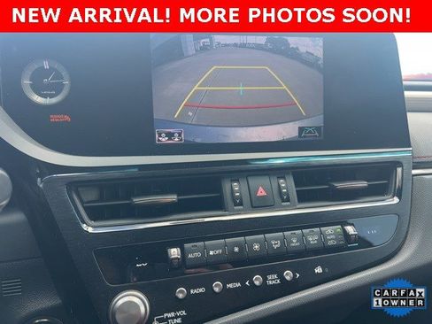 Used 2022 Lexus ES 350 F Sport image 14