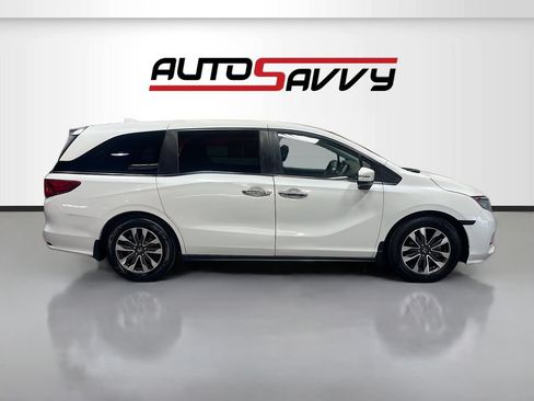 Used 2024 Honda Odyssey EX-L image 8
