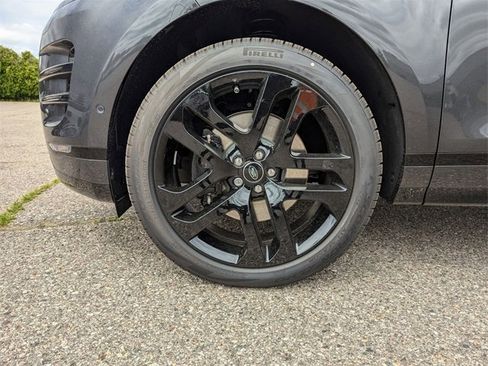 New 2026 Land Rover Range Rover Evoque Dynamic SE image 21