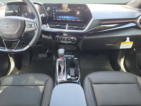 New 2026 Chevrolet Trax RS w/ Driver Confidence Package FWD image 17