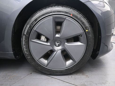 Used 2023 Tesla Model 3 Standard Range RWD image 32