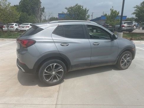 Used 2023 Buick Encore GX Select FWD image 14