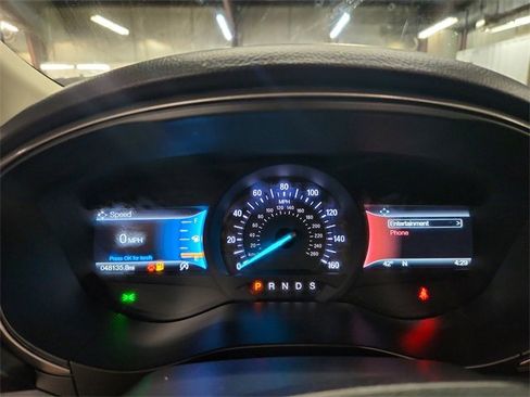 Used 2018 Ford Fusion SE w/ Fusion SE Technology Package image 28