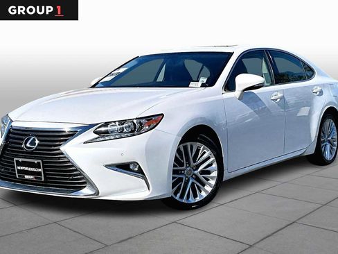 Used 2016 Lexus ES 350 w/ Navigation System Package image 1