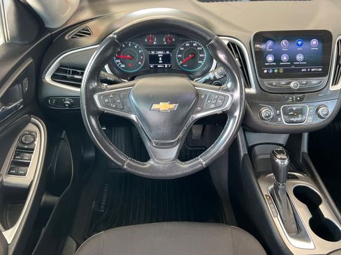 Used 2020 Chevrolet Malibu RS FWD image 14