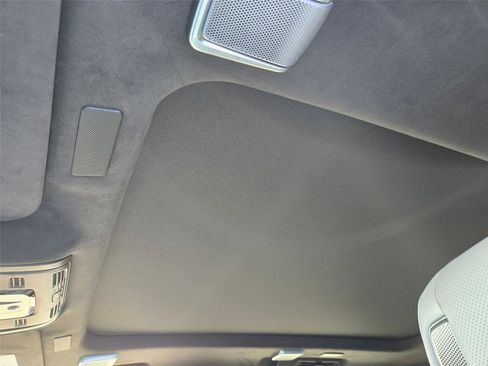 New 2026 Cadillac Escalade Platinum Sport w/ LPO, ONYX Package AWD/4WD image 9