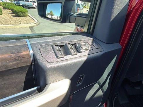 Used 2022 Ford F250 Lariat AWD/4WD image 21