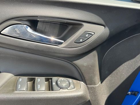Used 2024 Chevrolet Equinox RS AWD/4WD image 15