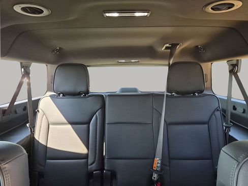 Used 2025 GMC Yukon XL Denali image 25