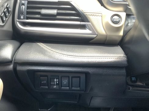 Used 2021 Subaru Outback Limited XT AWD/4WD image 22