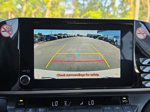 Used 2025 Toyota Camry SE FWD image 23