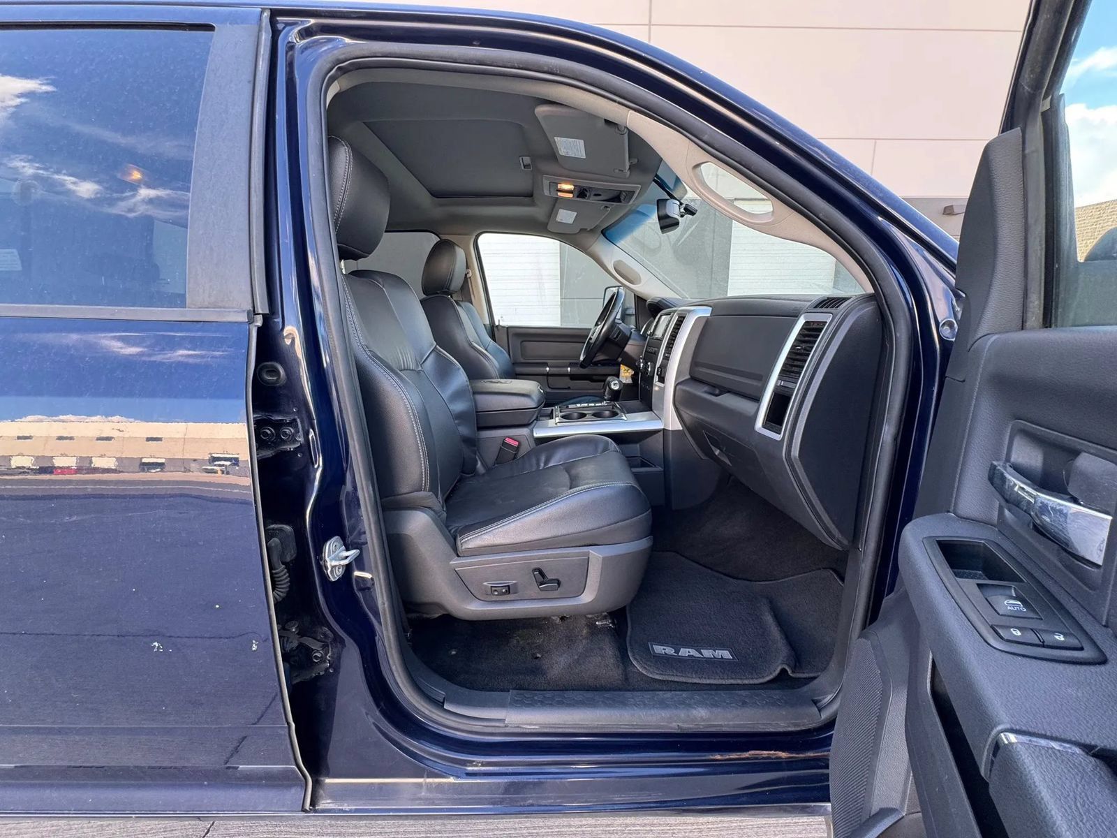 Used 2012 RAM 1500 Sport w/ Sport Premium Group AWD/4WD image 10