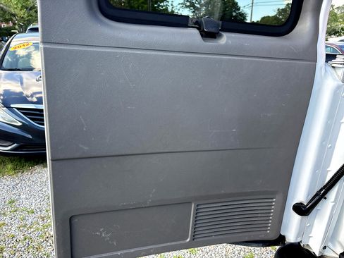 Used 2019 Chevrolet Express 3500 LT w/ LT Preferred Equipment Group image 19