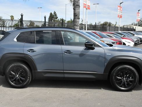Used 2025 MAZDA CX-50 AWD 2.5 Hybrid w/ Premium Pkg image 9