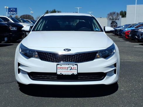 Used 2016 Kia Optima LX w/ LX Convenience Package image 2
