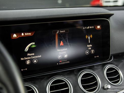 Used 2023 Mercedes-Benz E 350 Sedan image 26