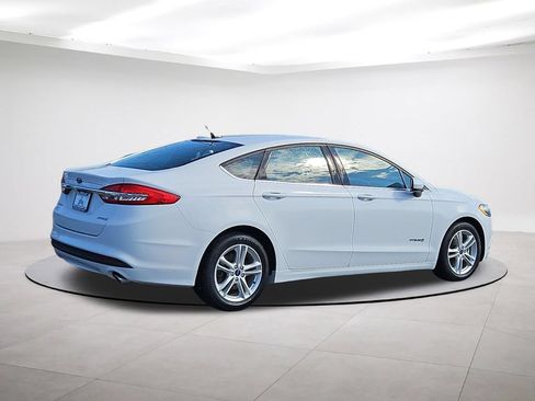 Used 2018 Ford Fusion S FWD image 7