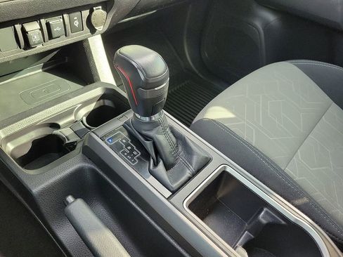 Used 2023 Toyota Tacoma TRD Sport image 19