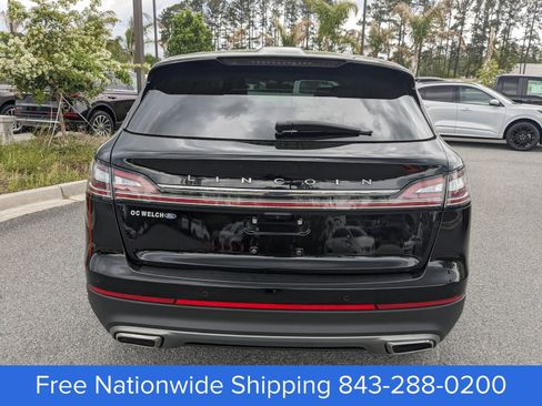 Certified 2023 Lincoln Nautilus AWD w/ Premium Package image 5