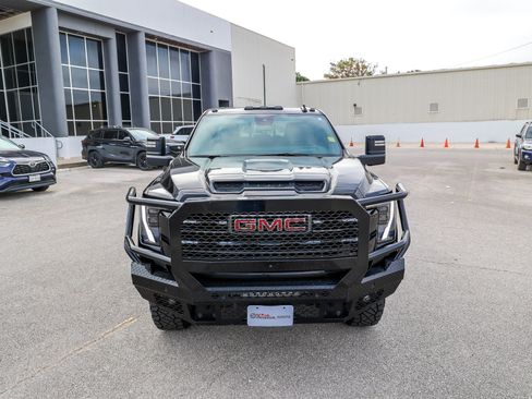 Used 2024 GMC Sierra 2500 AT4 w/ AT4 Premium Plus Package AWD/4WD image 5